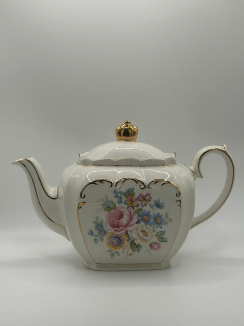 Share 1930’s Sadler England Cube Teapot 2997