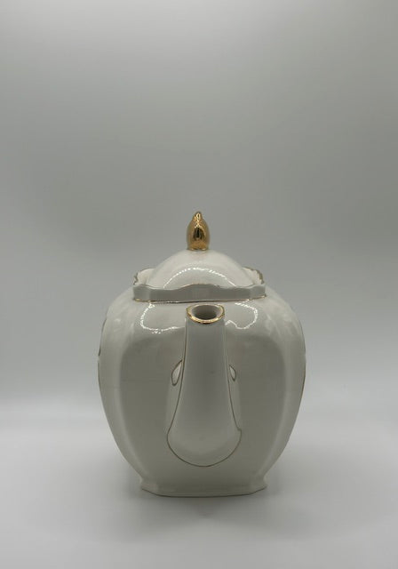 Share 1930’s Sadler England Cube Teapot 2997